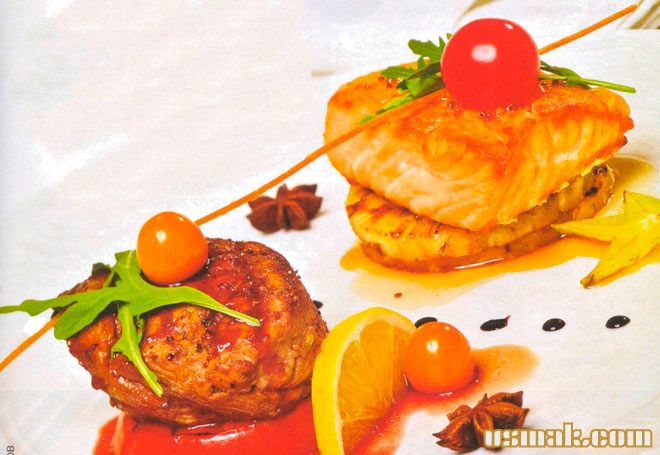 Рецепт Телятина и лосось с ананасом на гриле под соусом из бехеровки фото