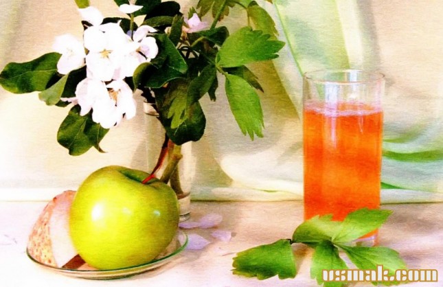 Рецепт Сок сельдерея с яблоком фото