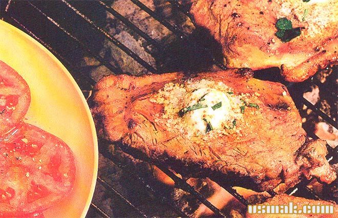 Рецепт Вкусный стейк из говядины с горчичным маслом на гриле фото