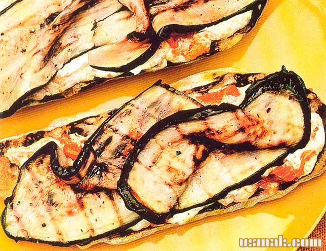 Рецепт Итальянская брускетта с помидорами и баклажанами фото