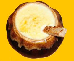 рецепт Суп луковый французский с сыром