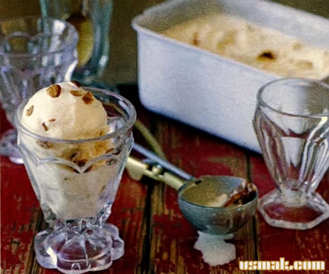 Рецепт Мороженое из фундука с соленой карамелью фото